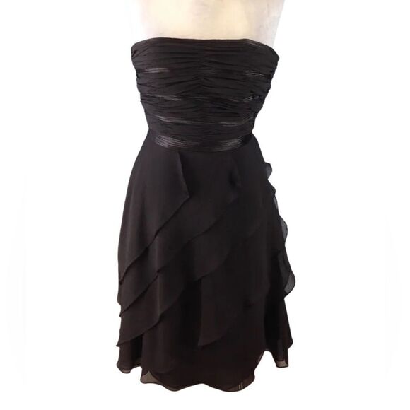 White House Black Market Women's Black Strapless Flutter Dress - Size 2 - Picture 3 of 7